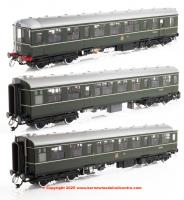 1450 Heljan Class 104 3 Car DMU Set in BR early Green livery with Lion & Wheel emblem